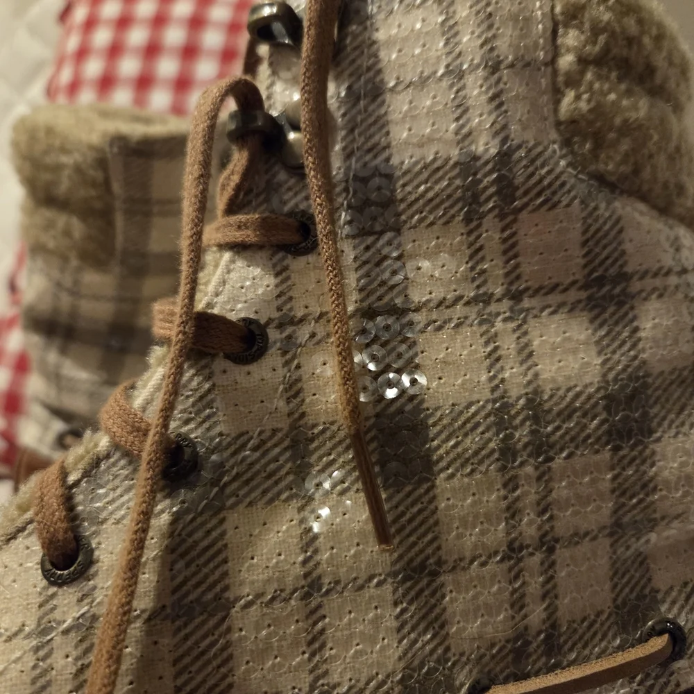 Sperry Topsider Plaid Sherpa-Lined Women's Boots